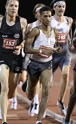 Justyn Knight (Mitte) – Platz neun