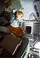 Frank Borman im Apollo-Simulator