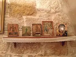 Altar mit Ikonen