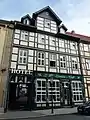 Wohn- und Geschäftshaus