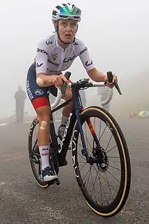 Cédrine Kerbaol auf dem Col du Tourmalet während der Tour de France Femmes 2023