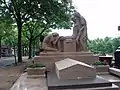 Gjurdschans Grabmal der Familie Goukassow, Friedhof Père Lachaise, Paris