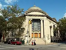 Haupteingang zur Synagoge der Beth-Elohim-Gemeinde