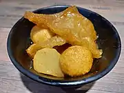 Luobo, frittierte Fischklößchen und Schweinehaut, Hongkong