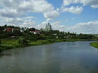 Blick auf die Bystraja Sosna und die Altstadt