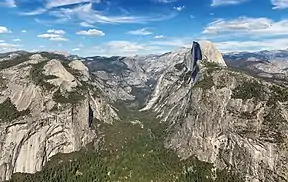 Oberes Yosemite Valley mit Half Dome