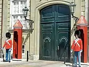 Den Kongelige Livgarde, Amalienborg, Kopenhagen in Sommermontur (Dänemark)