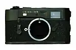 Leica M5 schwarz (frühes Modell mit zwei Riemenösen links)