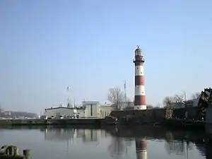 Leuchtturm am Hafen
