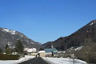 Auffahrt über Mégevette