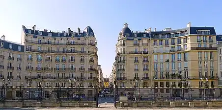 Place Alphonse-Laveran gesehen von der Église du Val-de-Grâce.