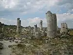 Pobiti Kamani