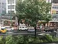 Gaisensha-Lautsprecherwagen der KDP für Ryūhei Kawada (Vw., mit 94.702 Stimmen/Platz 6 gewählt) am 12. Juli in Adachi, Tokio
