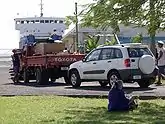 Autos am Fährterminal von Mulifanua.
