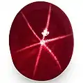 Sternrubin – Cabochon mit Asterismus