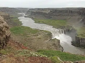 Tal der Jökulsá mit Hafragilsfoss