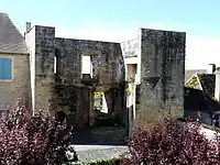 Ruinen der Burg Thenon
