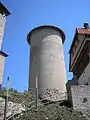 Der runde Bergfried.