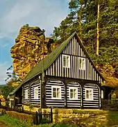 Umgebindehaus in Jetřichovice (Dittersbach), Böhmische Schweiz, Tschechien