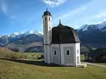 Sanierte Kapelle S.Clau 1981 in Degen